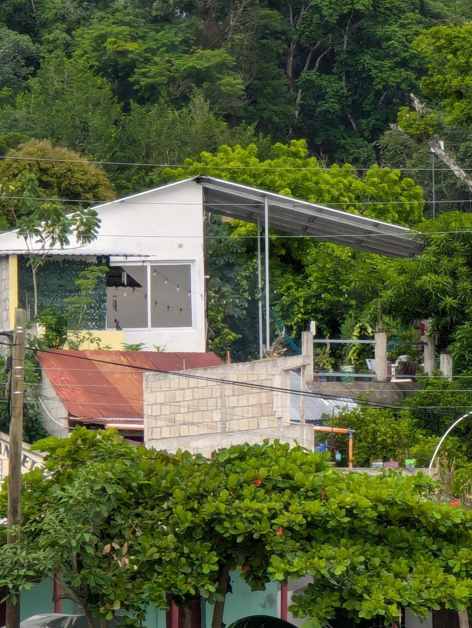 Casa Zoila Hospedaje Frente Al Lago Lakefront Lodging Lejlighed Flores Eksteriør billede